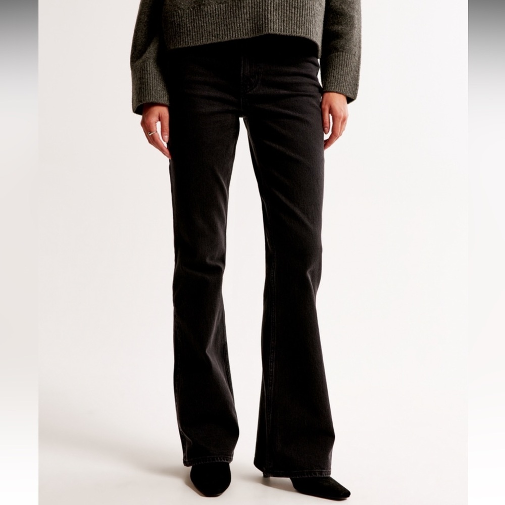 Abercrombie ultra high rise flare, size 10